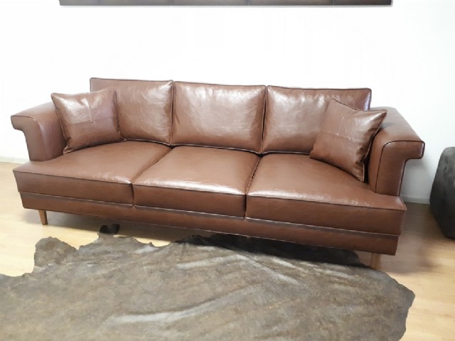Chesterfield Sofa Models