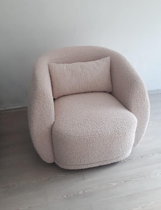 Tekli Koltuk Dekoratif Ürün Dönerli Berjer Modeli